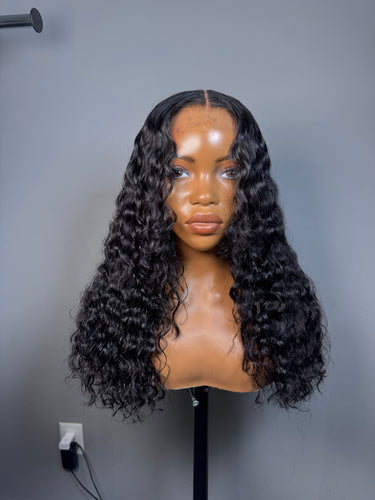 Sza blunt cut